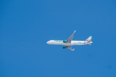 Frontier Airbus321  flight 1135 inbound for MSP from MCO at 400mm